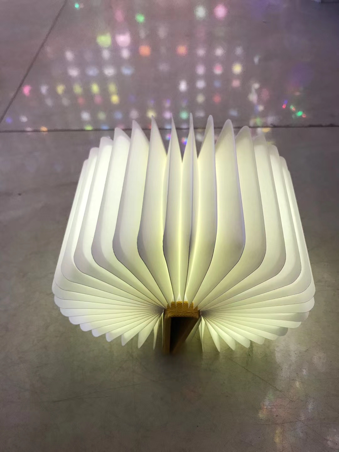Book Lamp 228 Specification image