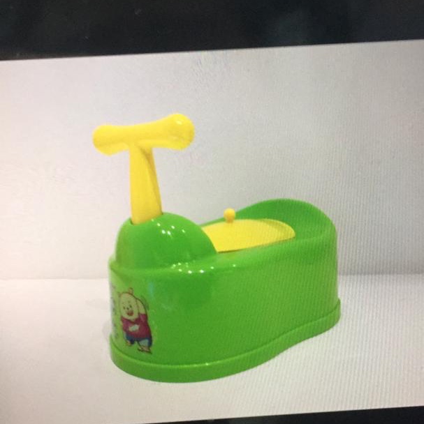 Baby potty with handle 