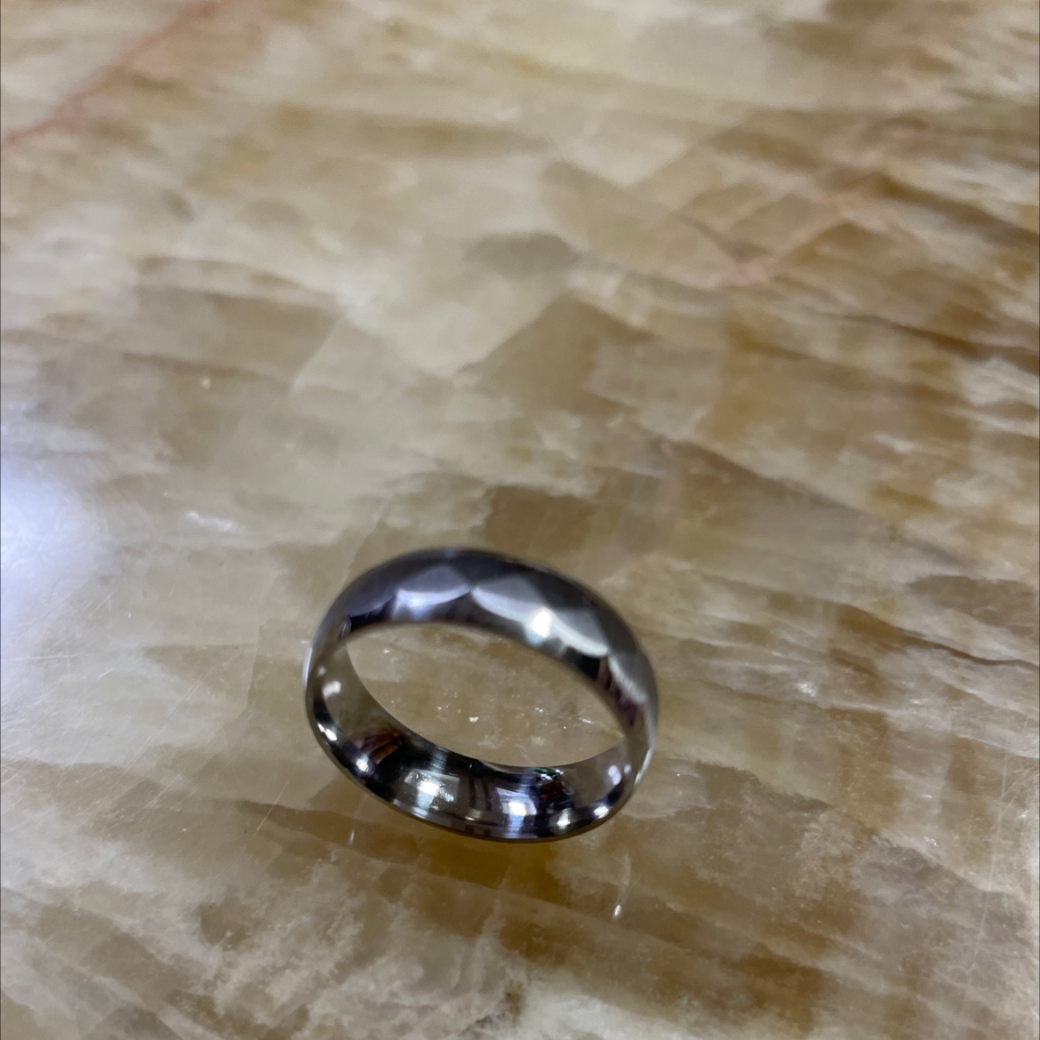 不锈钢车面戒指产品图