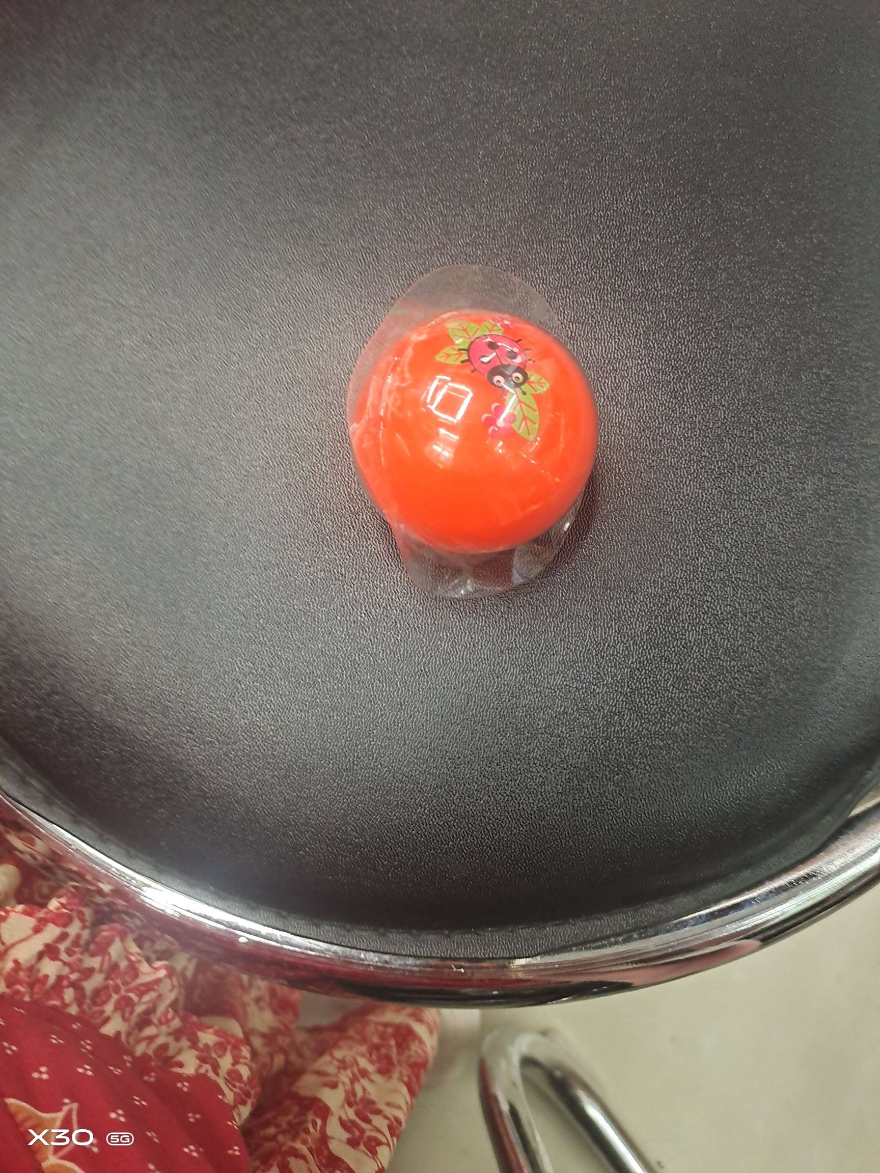 小球吸塑细节图