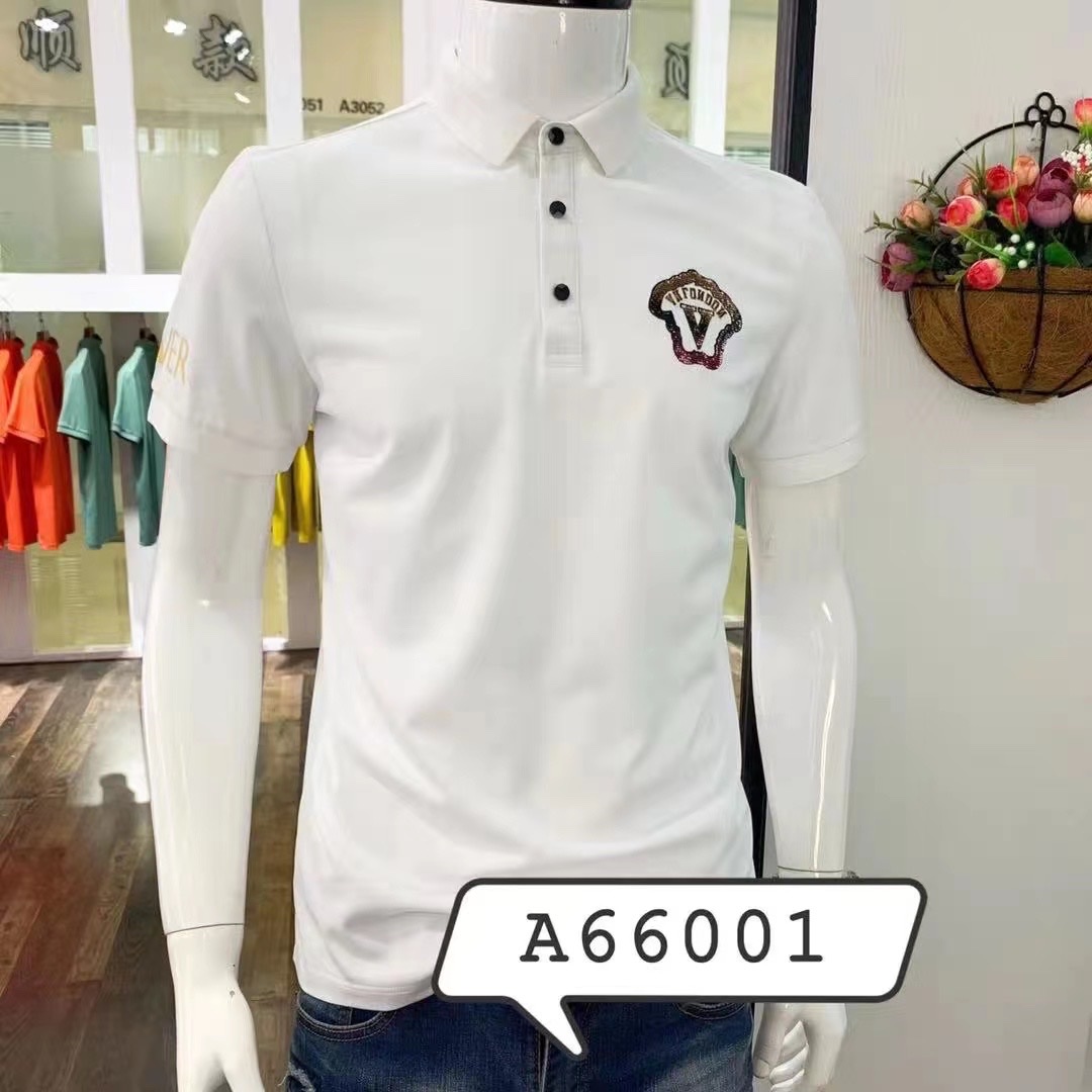 男士民族服装实物图