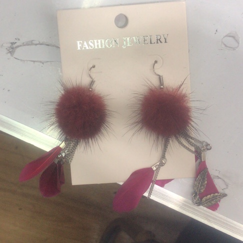 Purple feather plush earrings