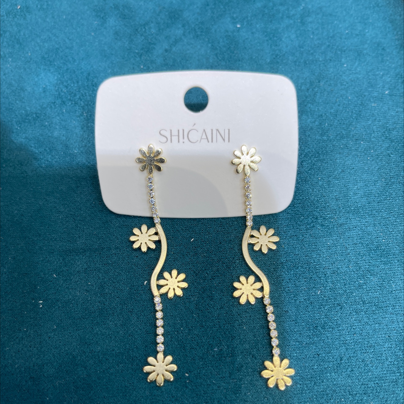 Floral silver needle earrings