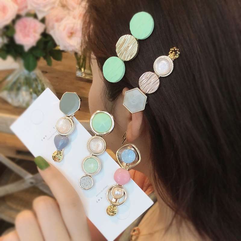Popular Japanese and Korean Dongdaemun colorful candy-colored macarons, color-blocking circles, pearl crystal duckbill clips, straight clips, side clips, children's hair clips, hairpins, classic best-selling top clips detail image 5