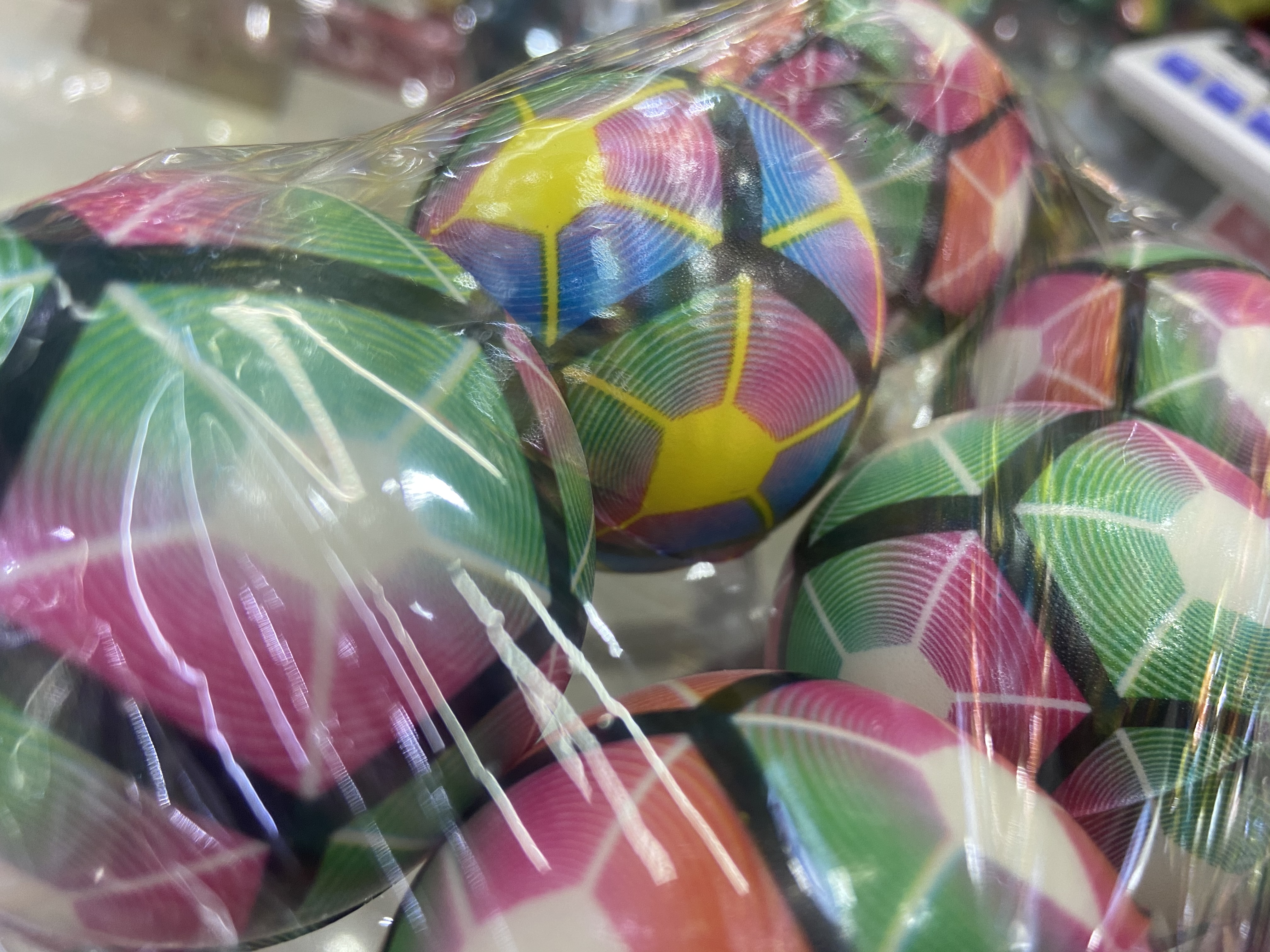 Factory direct sales: 6.3 cm colorful flower bucket pattern boys' toys, sponge balls, foam balls, children's toys. 12/opp detail image 7