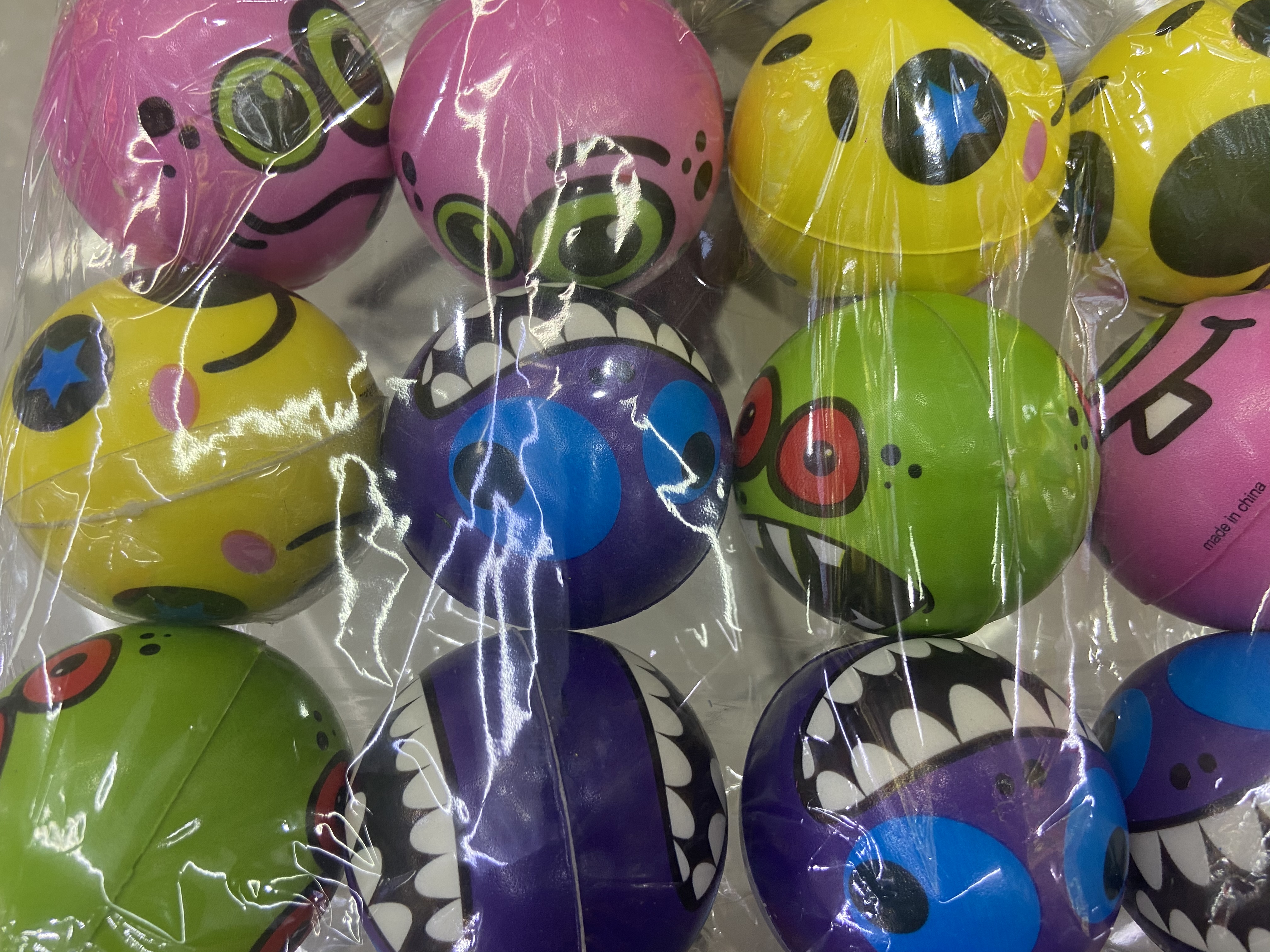 Factory direct sales 6.3 cm colorful funny expression boys' toys, sponge balls, foam balls, children's toys. 12/opp details Picture