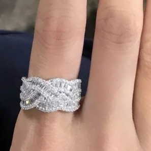 Niche designer all match personality jewelry ring twist