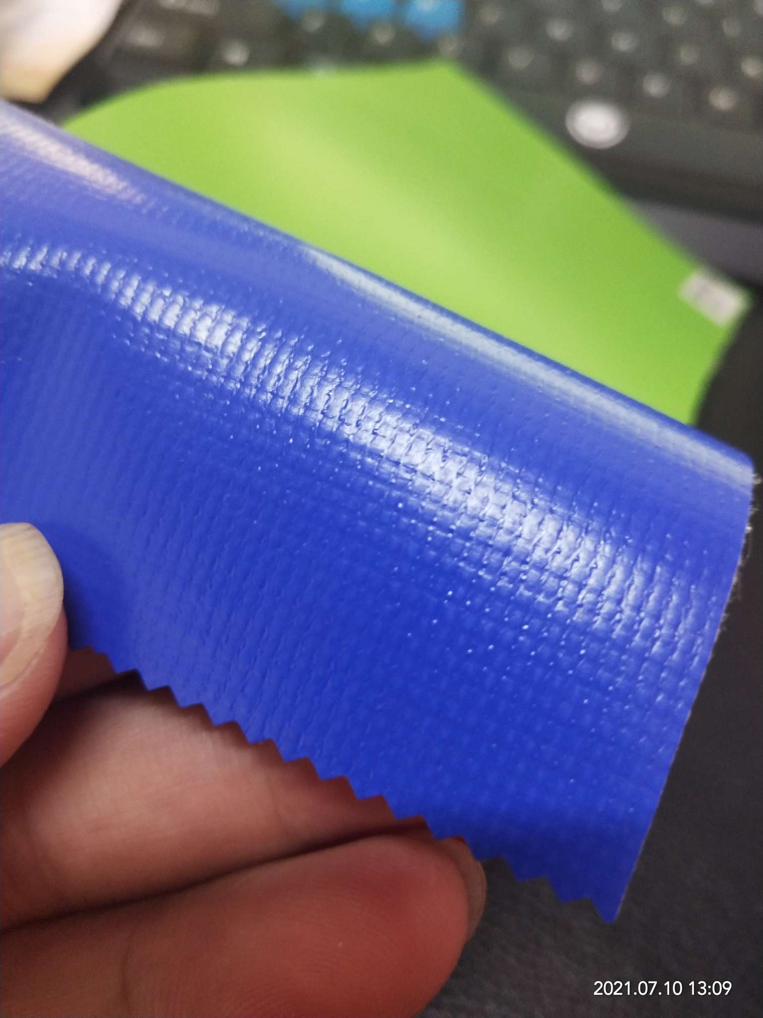 Deep blue PVC mesh fabric laminated with knife-scratched fabric, luggage fabric, and special fabric for sports goods details Picture