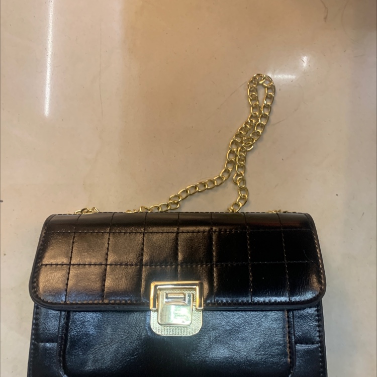 Fashionable women's bag