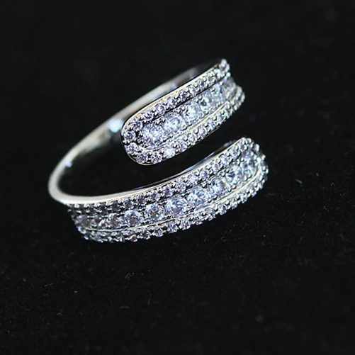 Japan and South Korea ring Zircon super flash crystal exquisite ring