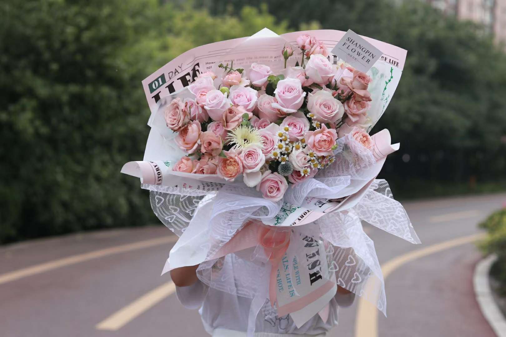 椭圆形牛皮盒/礼品盒包装盒/礼品袋/卡通圣诞礼品包装纸/伴手礼盒细节图