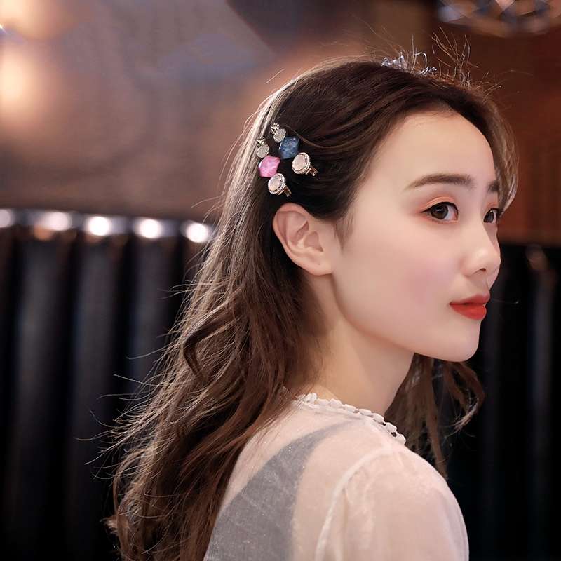 Popular Japanese and Korean Dongdaemun colorful candy-colored macarons, color-blocking circles, pearl crystal duckbill clips, straight clips, side clips, children's hair clips, hairpins, classic best-selling top clips detail image 3