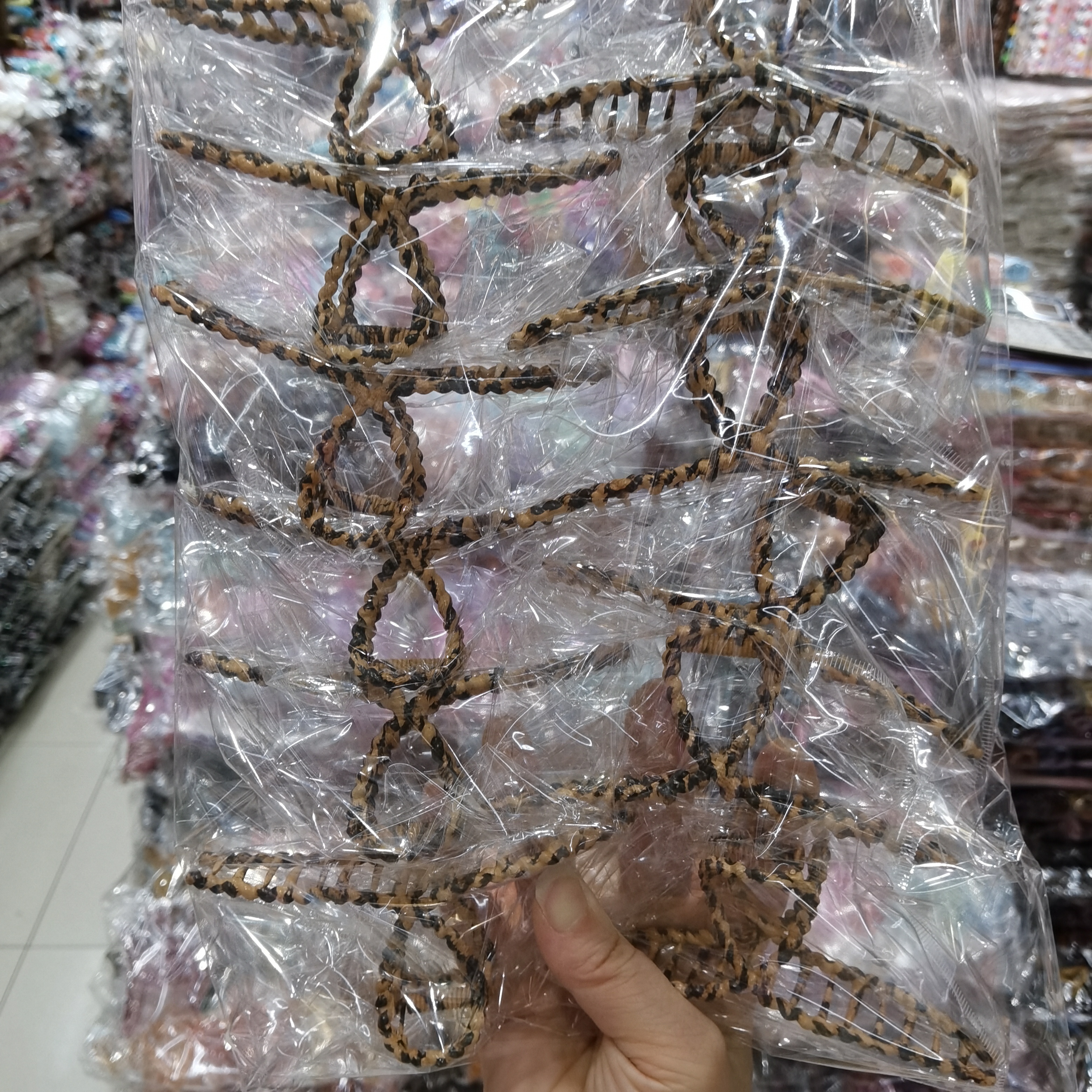 11 cm leopard print alloy