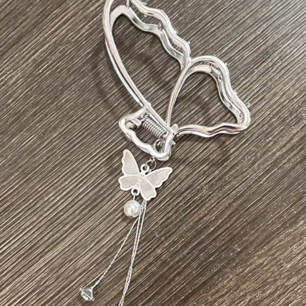 Hanging rhinestone