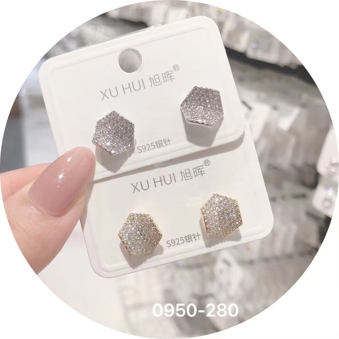 Zirconium earrings