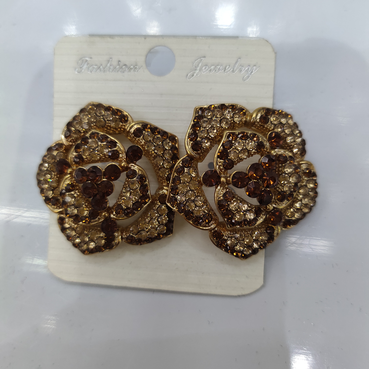 Stylish earrings 11t