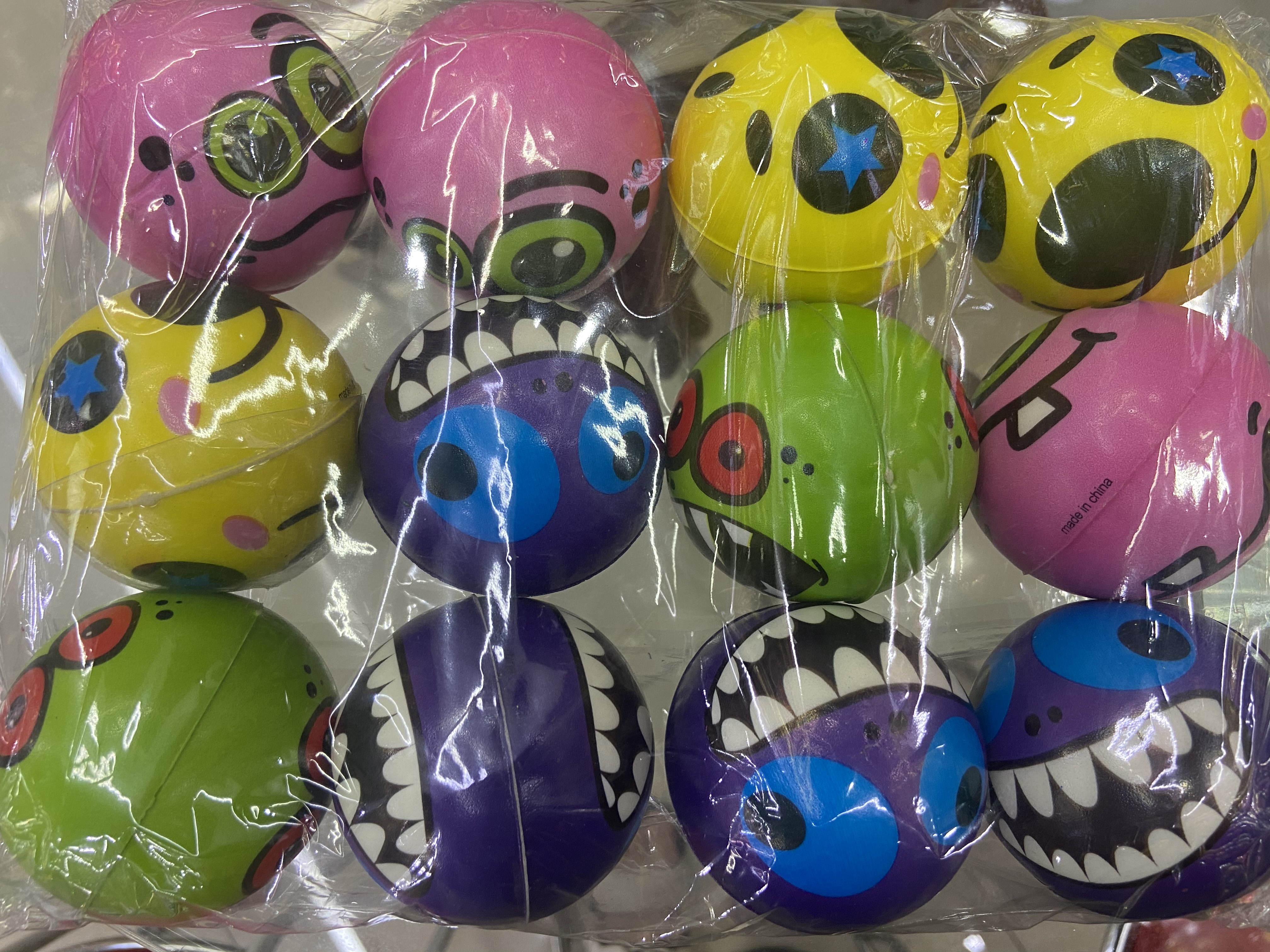 Factory direct sales 6.3 cm colorful funny expression boys' toys, sponge balls, foam balls, children's toys. 12/opp Specification image
