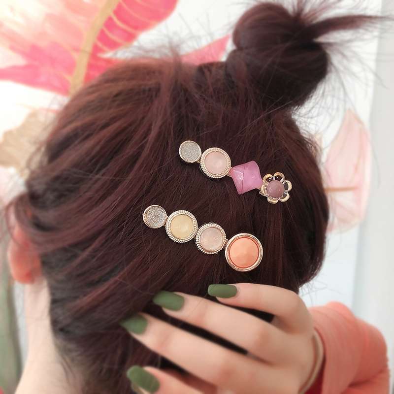 Popular Japanese and Korean Dongdaemun colorful candy-colored macarons, color-blocking circles, pearl crystal duckbill clips, straight clips, side clips, children's hair clips, hairpins, classic best-selling top clips detail image 9