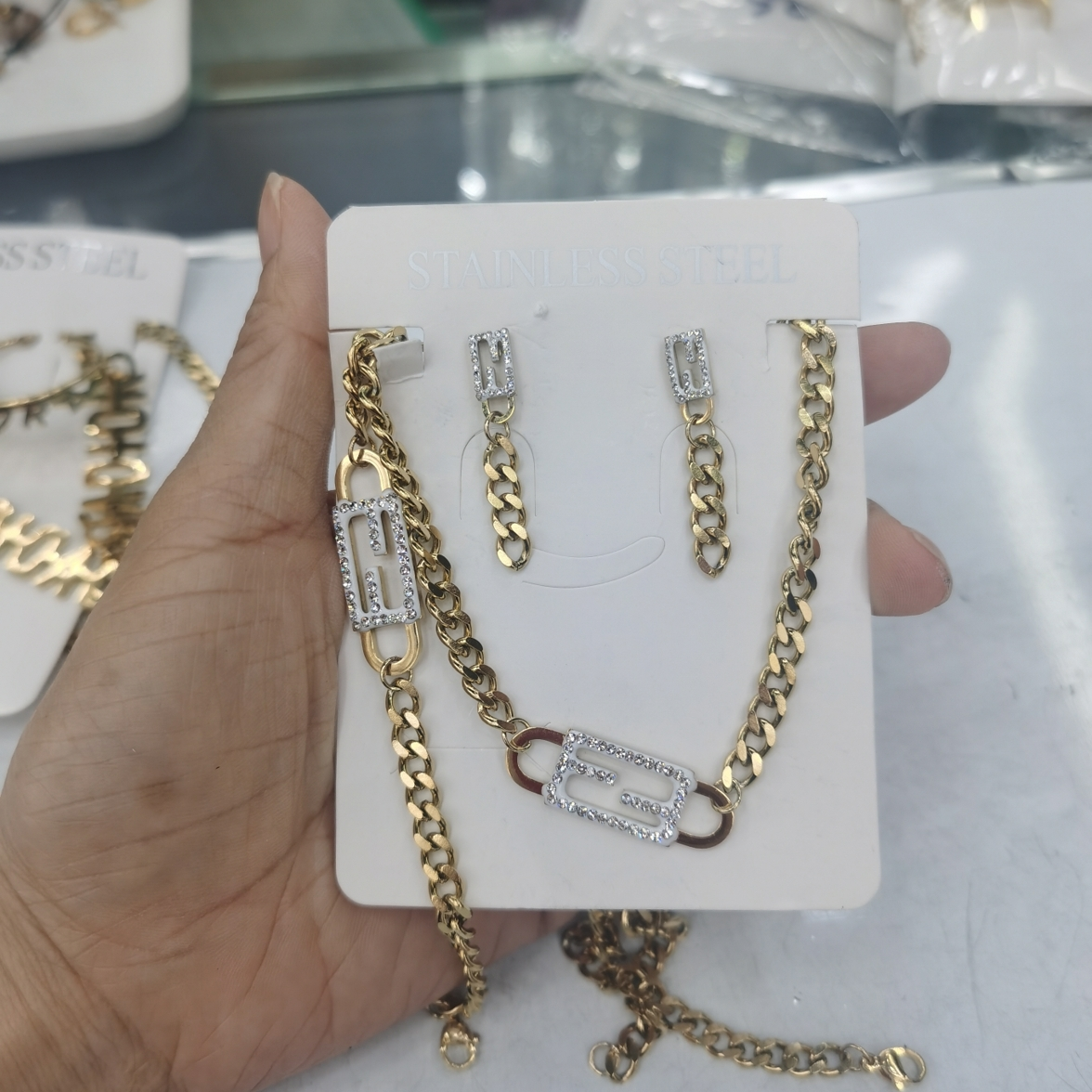 Nested chain