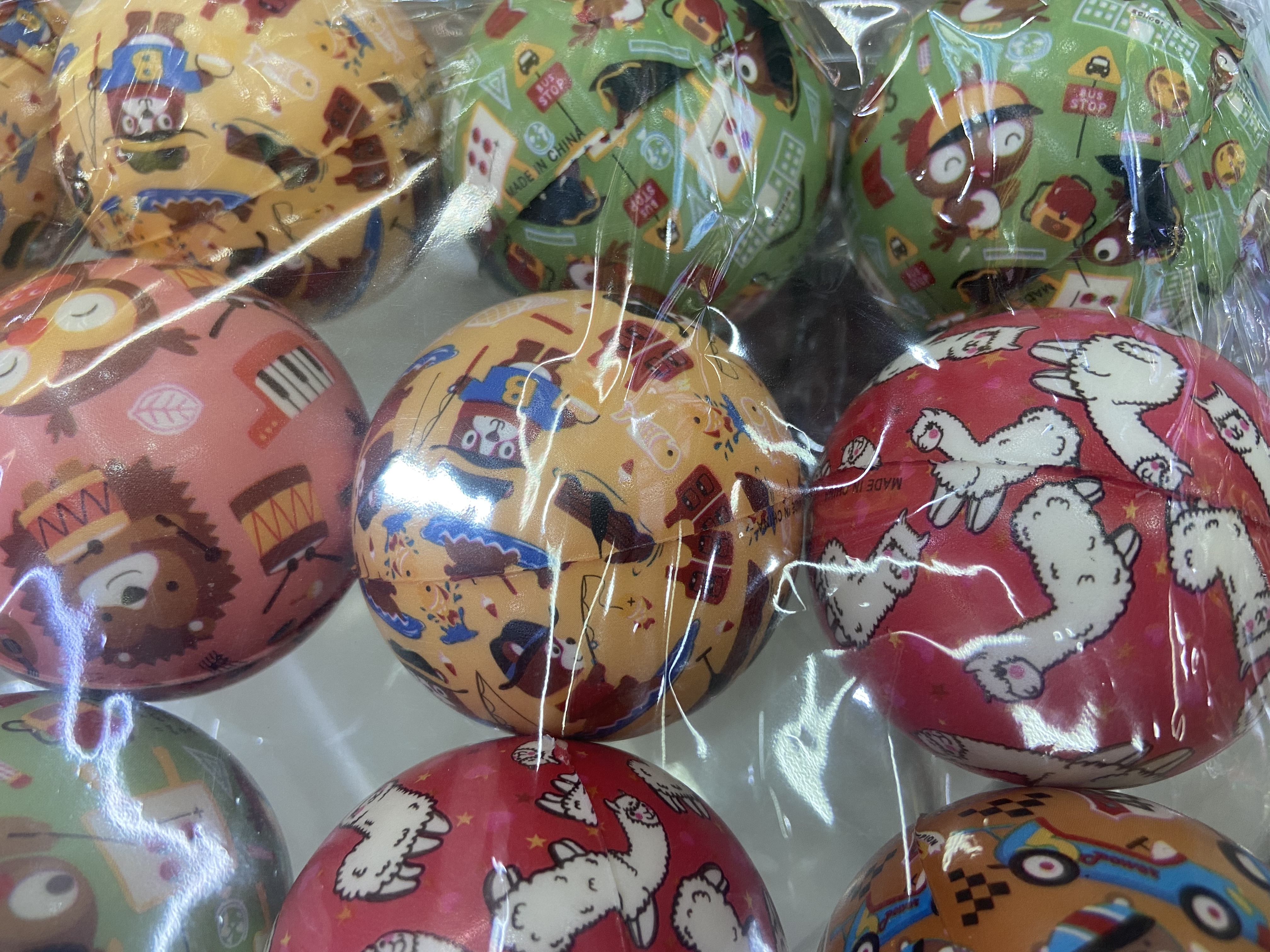 Factory direct sales 6.3 cm Starry Sky Little Lamb Squirrel toys for girls and boys, sponge balls, foam balls, children's toys. 12/opp Application Scenario