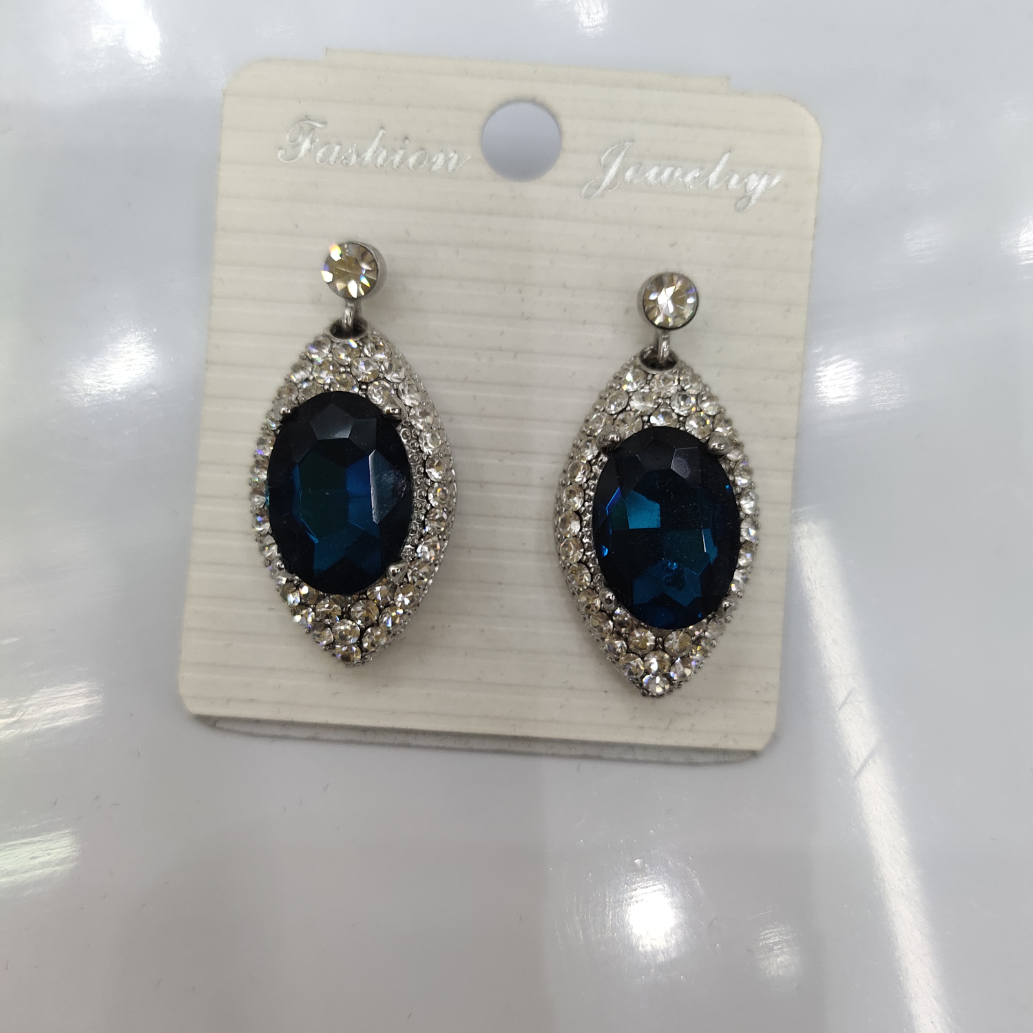 Stylish earrings 14t