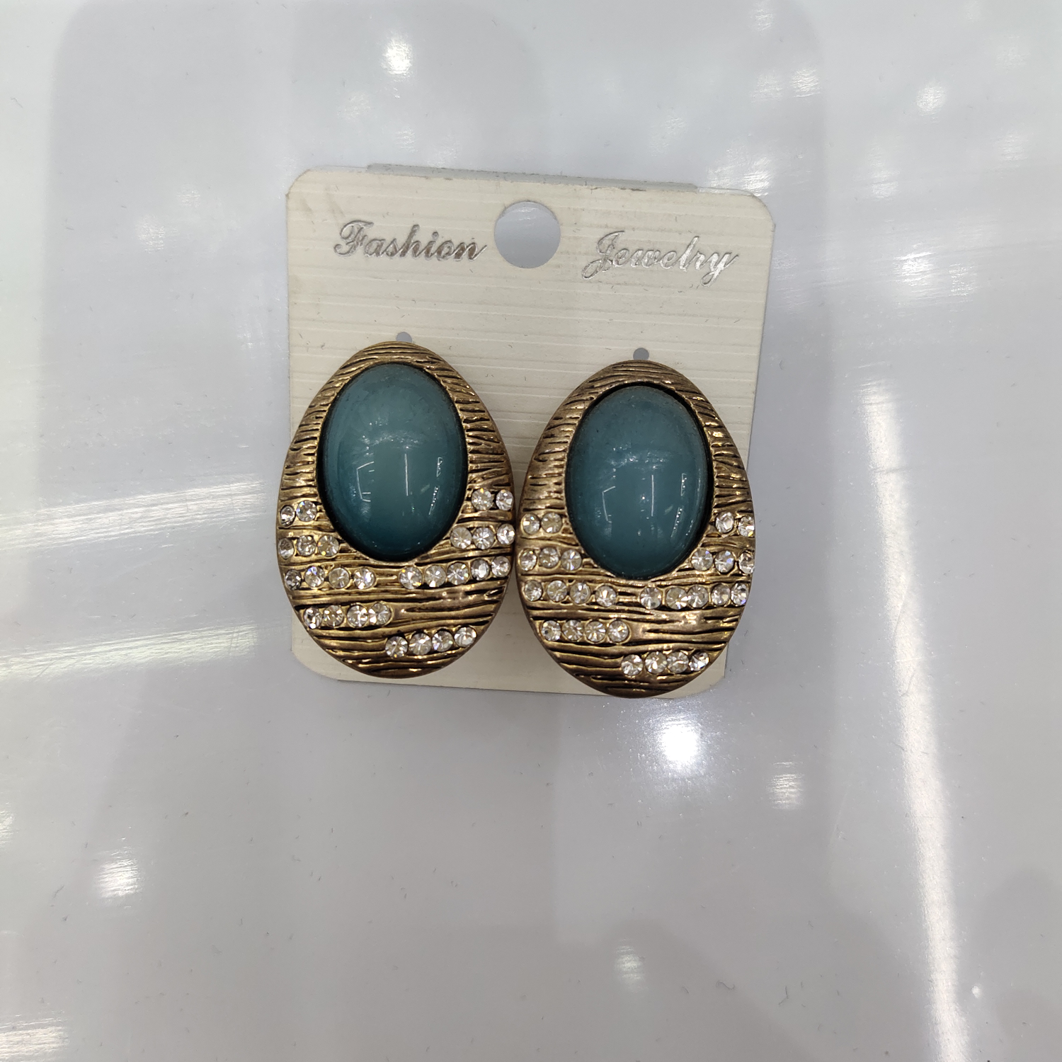 Stylish earrings 3t