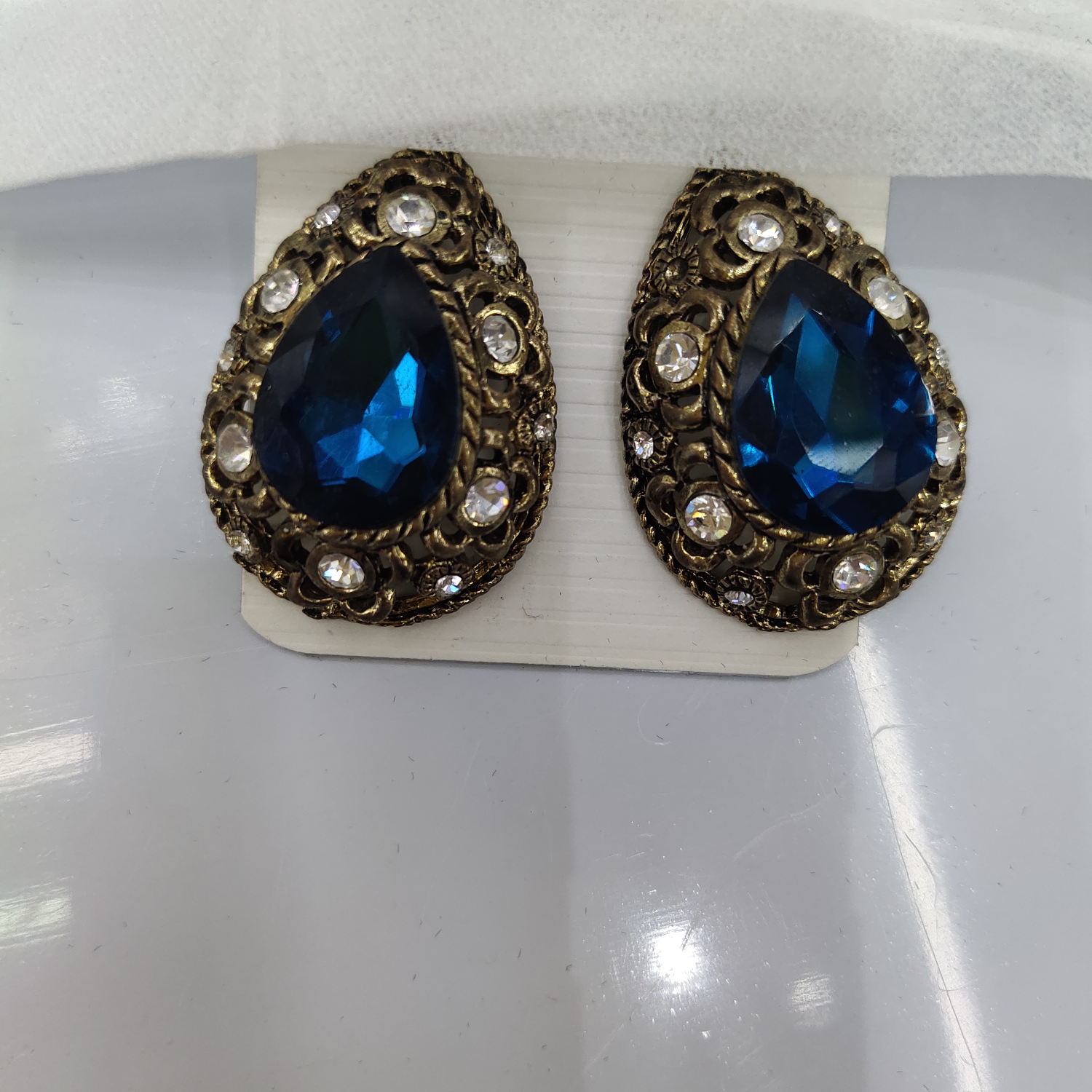 Stylish earrings 15t