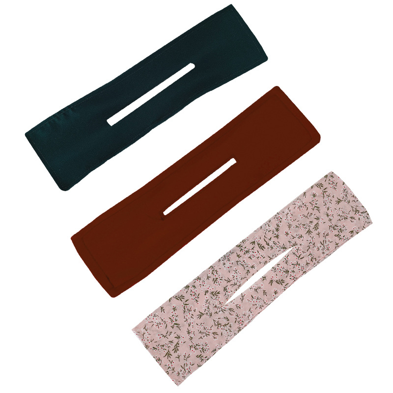 FLY61 Bow Twist Hair Clip, a summer bun hairstyle lazy person's magic hair clip for the back of the head, a headwear accessory Application Scenario