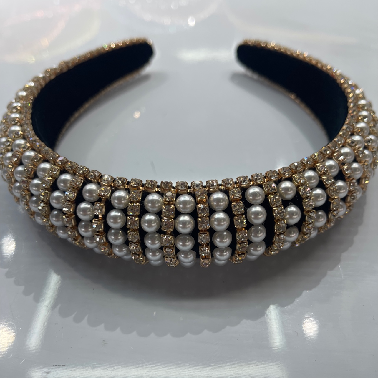 Pearl gold chain
