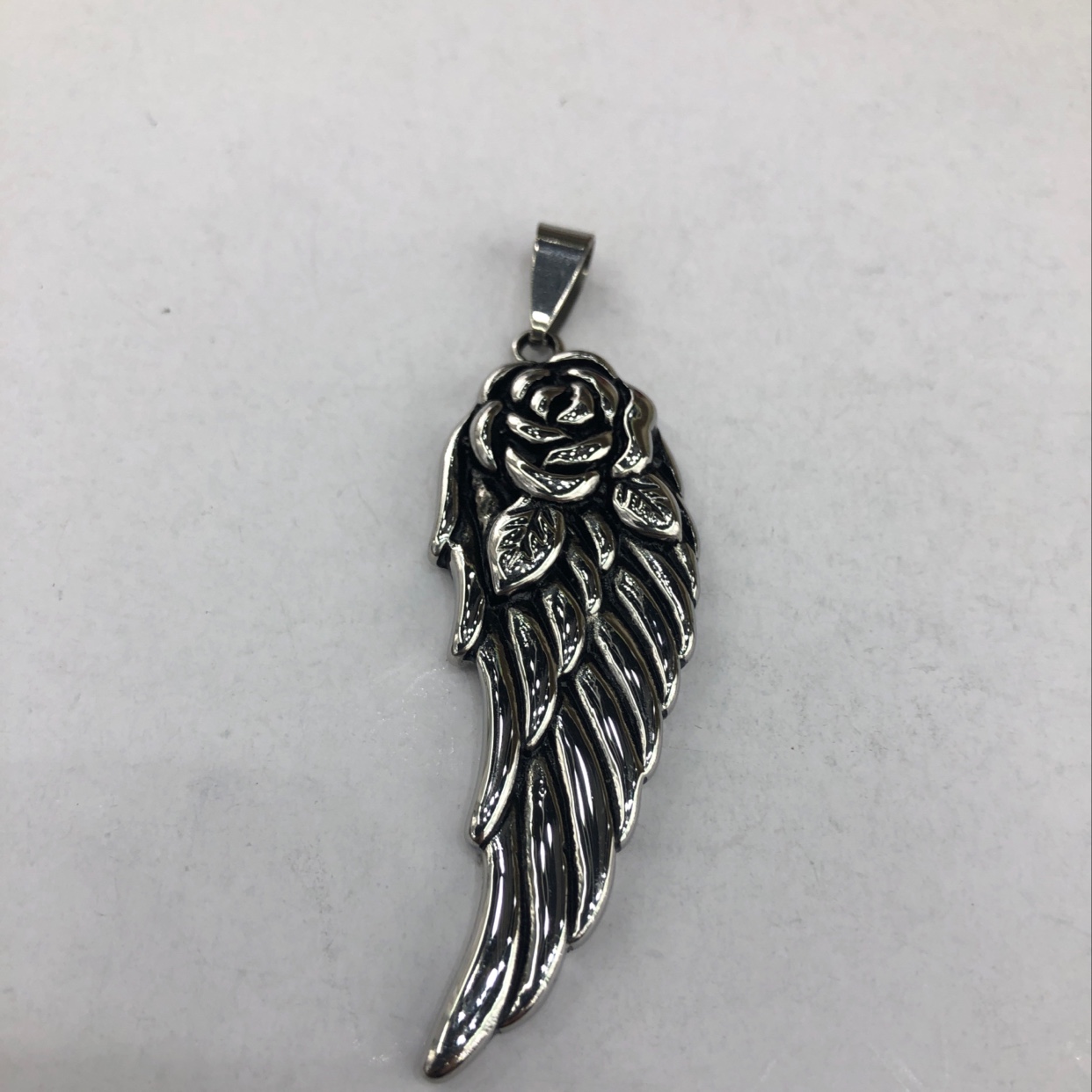 不锈钢翅膀玫瑰花