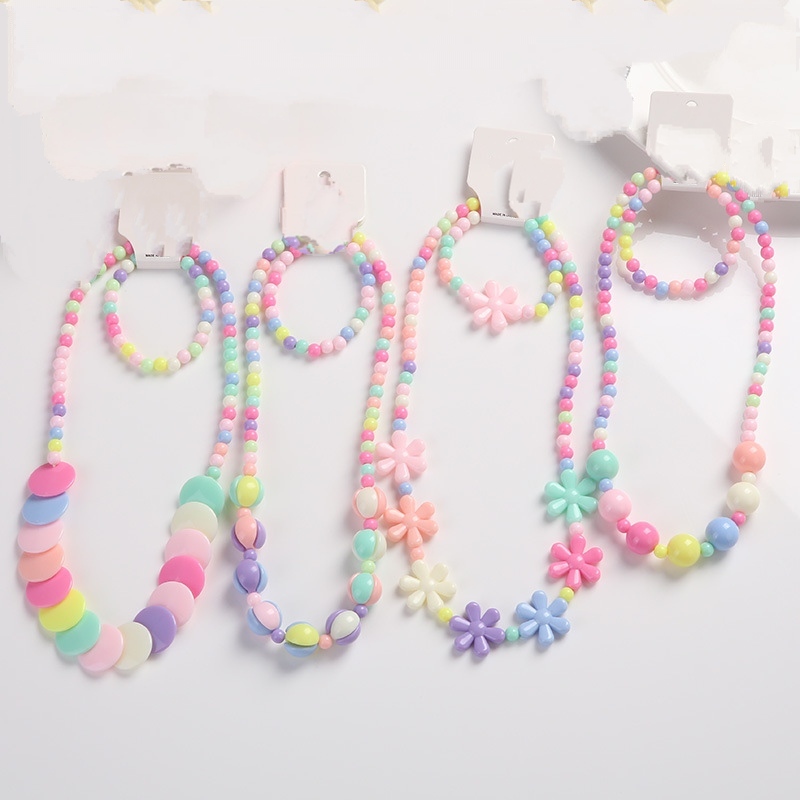 Children's necklace 000