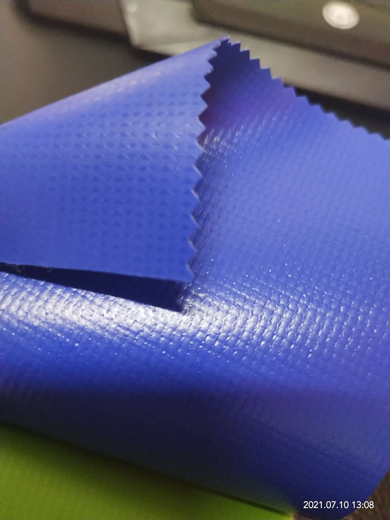 Deep blue PVC mesh fabric laminated with knife-scratched fabric, luggage fabric, and special fabric for sports goods Application Scenario