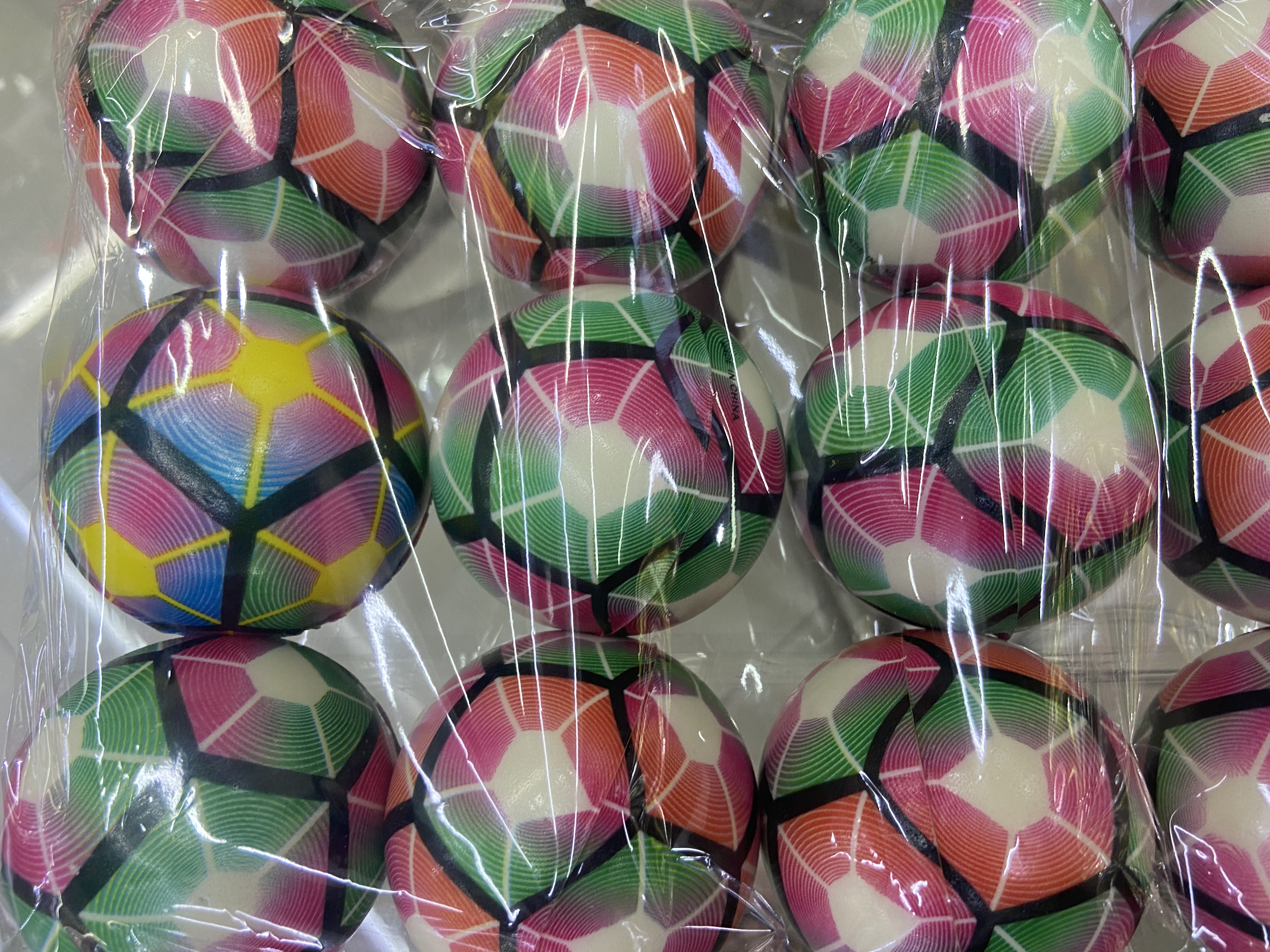 Factory direct sales: 6.3 cm colorful flower bucket pattern boys' toys, sponge balls, foam balls, children's toys. 12/opp detail image 3