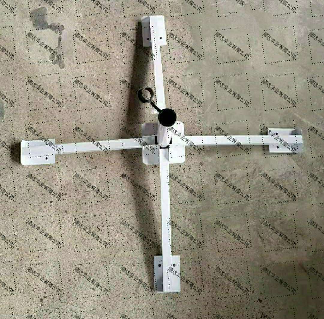 SDumbrella manufacturer supplies outdoor sun umbrella cross bases with holes, four-legged bases and folding cross bases details Picture