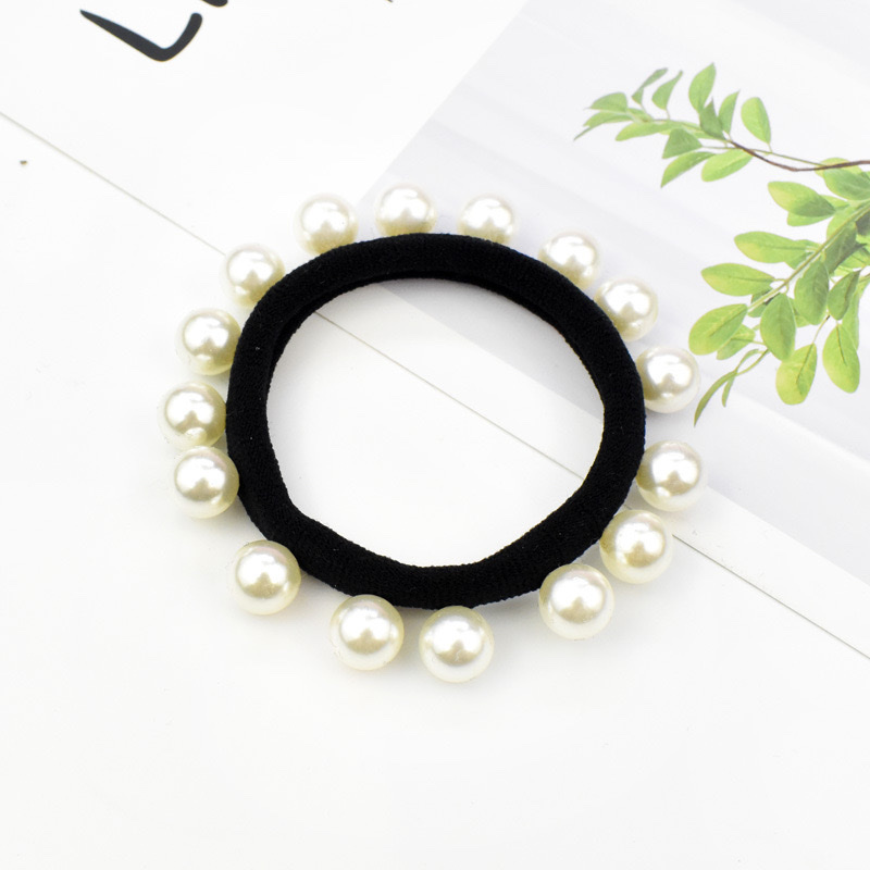 Trendy brand accessories: towel rings, nails, pearl hair bands, hair accessories, hair ties, bun heads, seamless and non-damaging hair, leather bands, and small accessories detail image 6