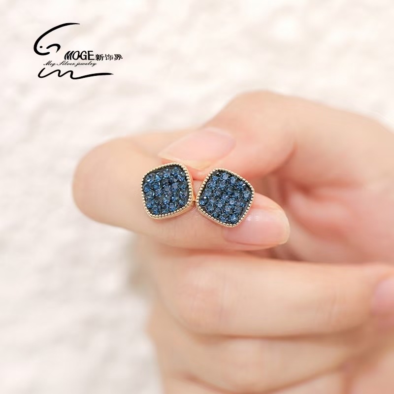 Yudie's new retro high-end series with micro-inlaid zirconium details Picture