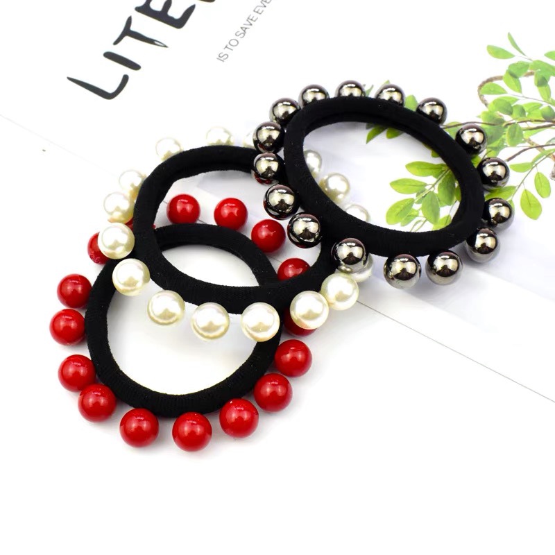 Trendy brand accessories: towel rings, nails, pearl hair bands, hair accessories, hair ties, bun heads, seamless and non-damaging hair, leather bands, and small accessories