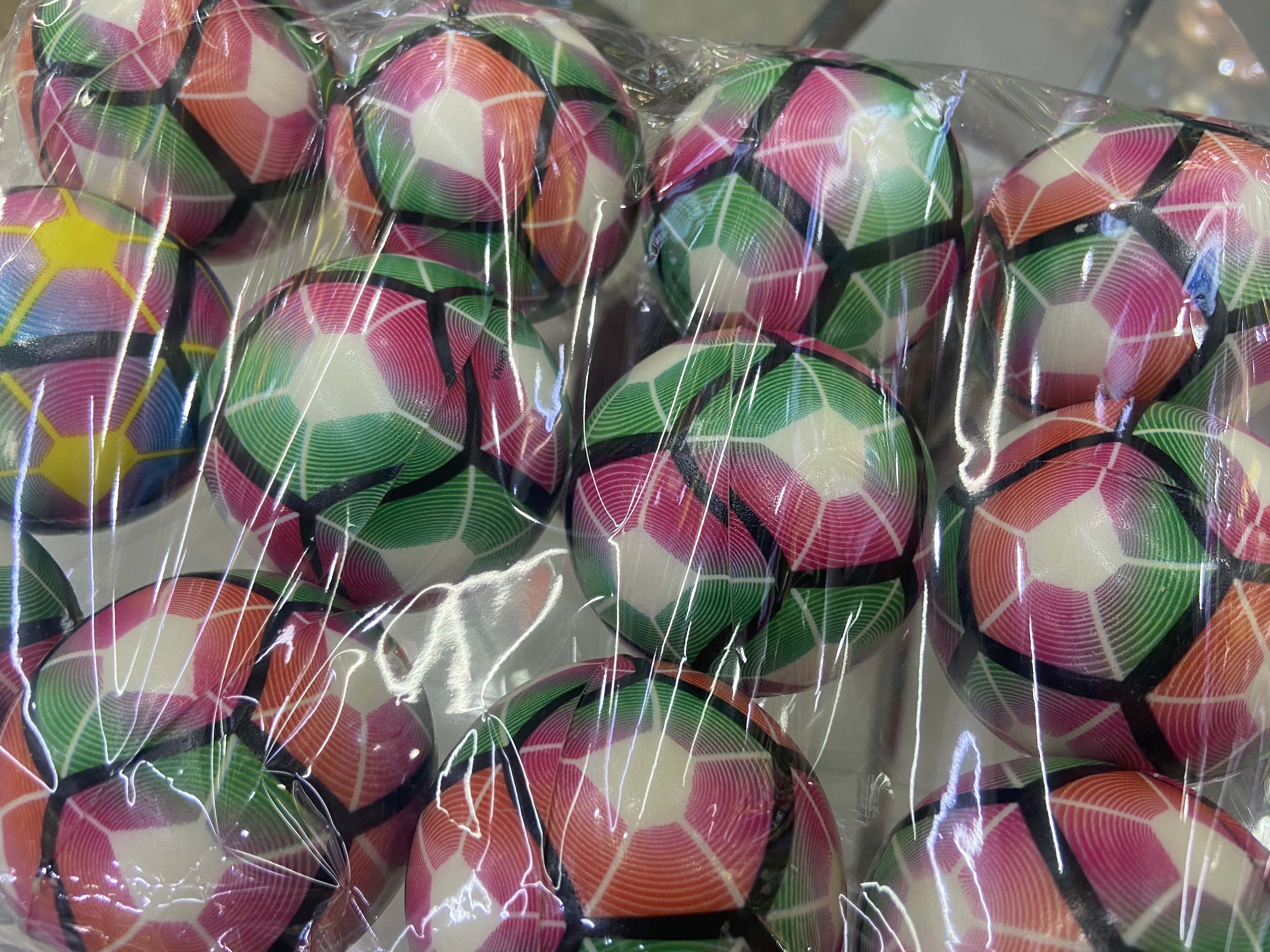 Factory direct sales: 6.3 cm colorful flower bucket pattern boys' toys, sponge balls, foam balls, children's toys. 12/opp detail image 2