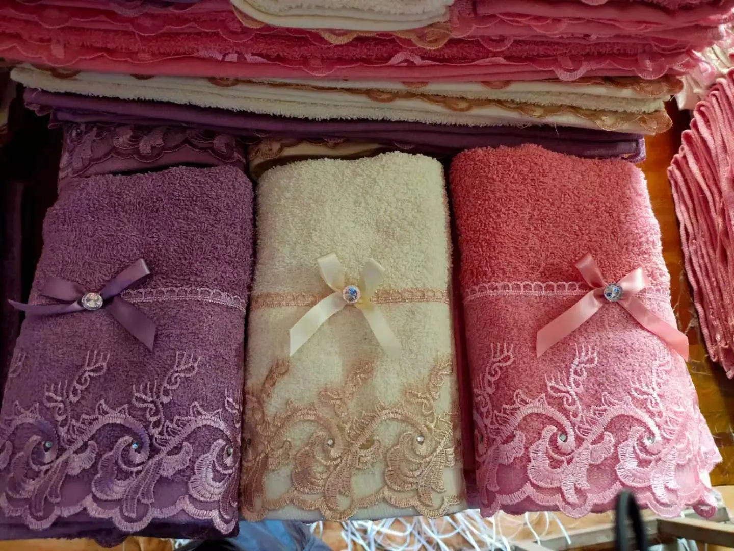 Caixing Foreign Trade lace bath towels of various sizes detail image 5