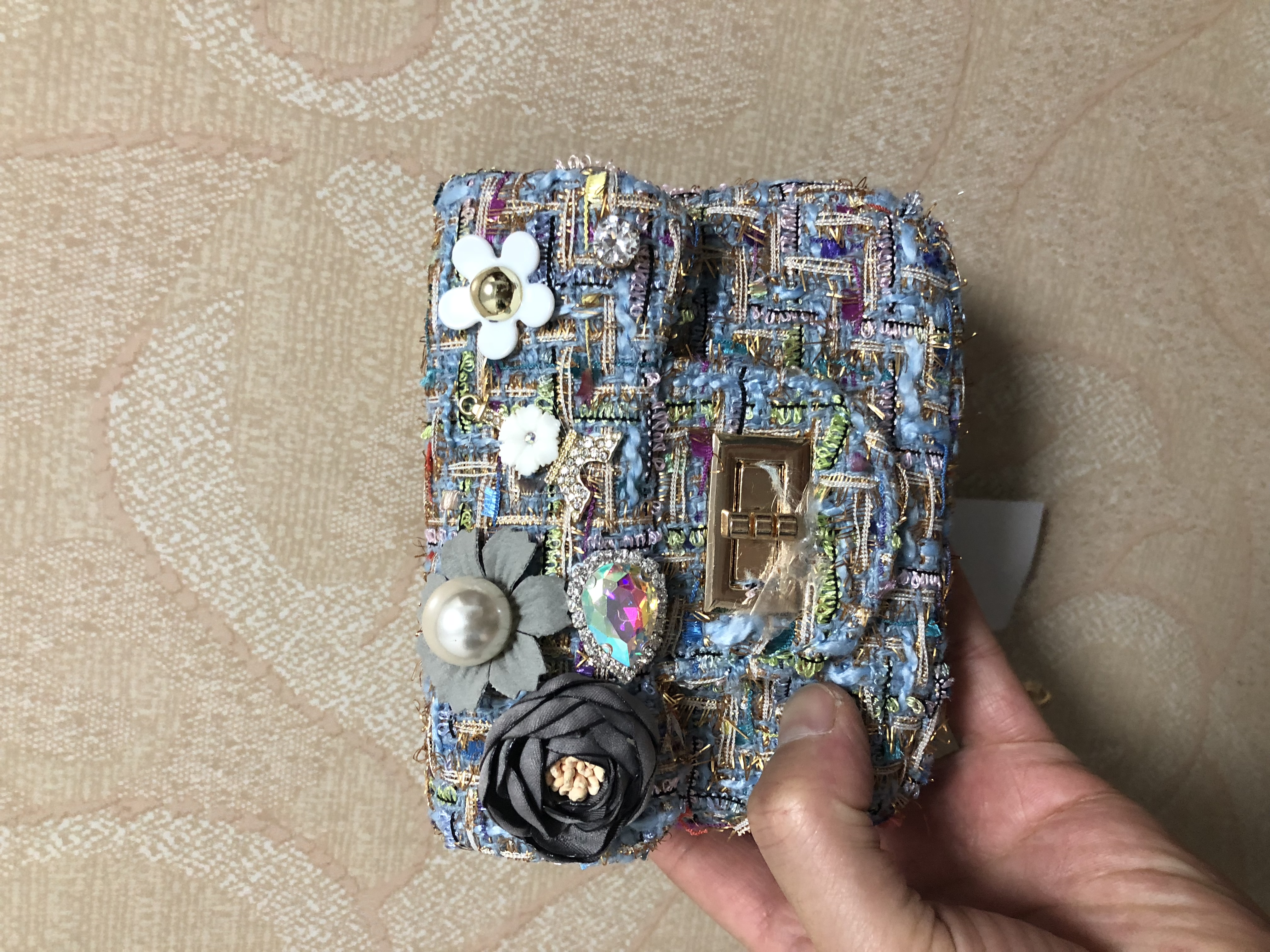 The bag is 8 small Specification image