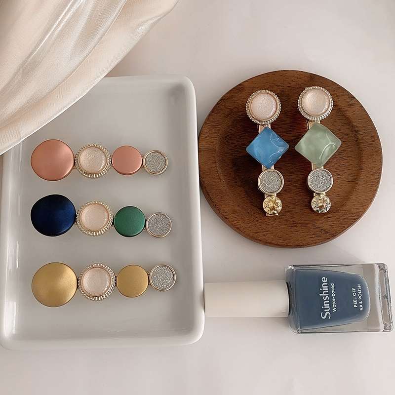 Popular Japanese and Korean Dongdaemun colorful candy-colored macarons, color-blocking circles, pearl crystal duckbill clips, straight clips, side clips, children's hair clips, hairpins, classic best-selling top clips detail image 1