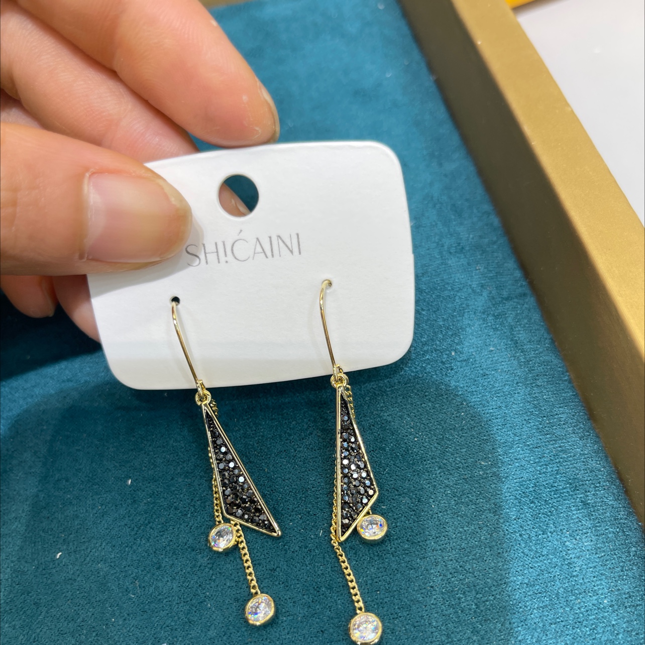 Black classy earhook earrings