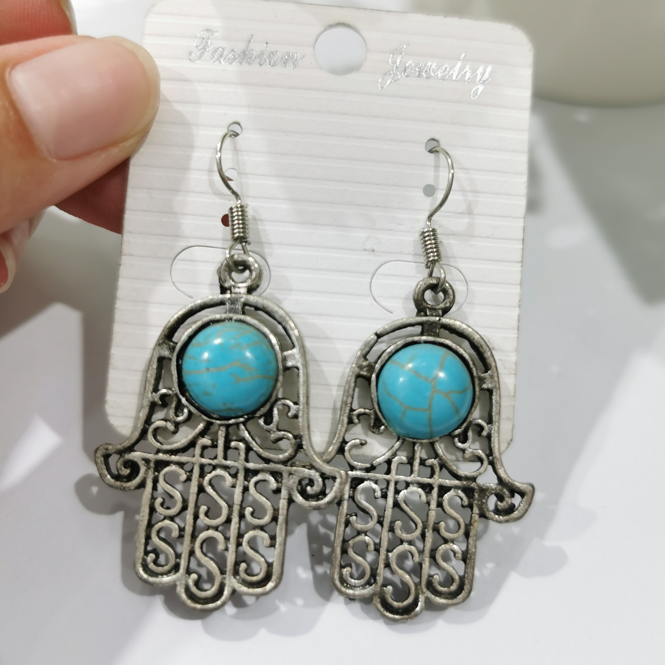 Palm earring