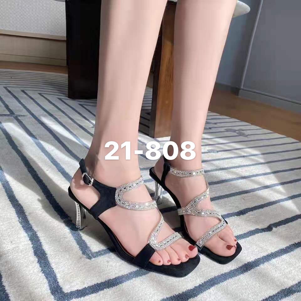 Women's fashion sandals
