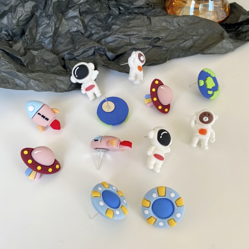 وأقراط مركبة الفضاء المبدعة كارتوآآآآآآآذان "آس آآآآذان صوبانية صغيرة Item Picture