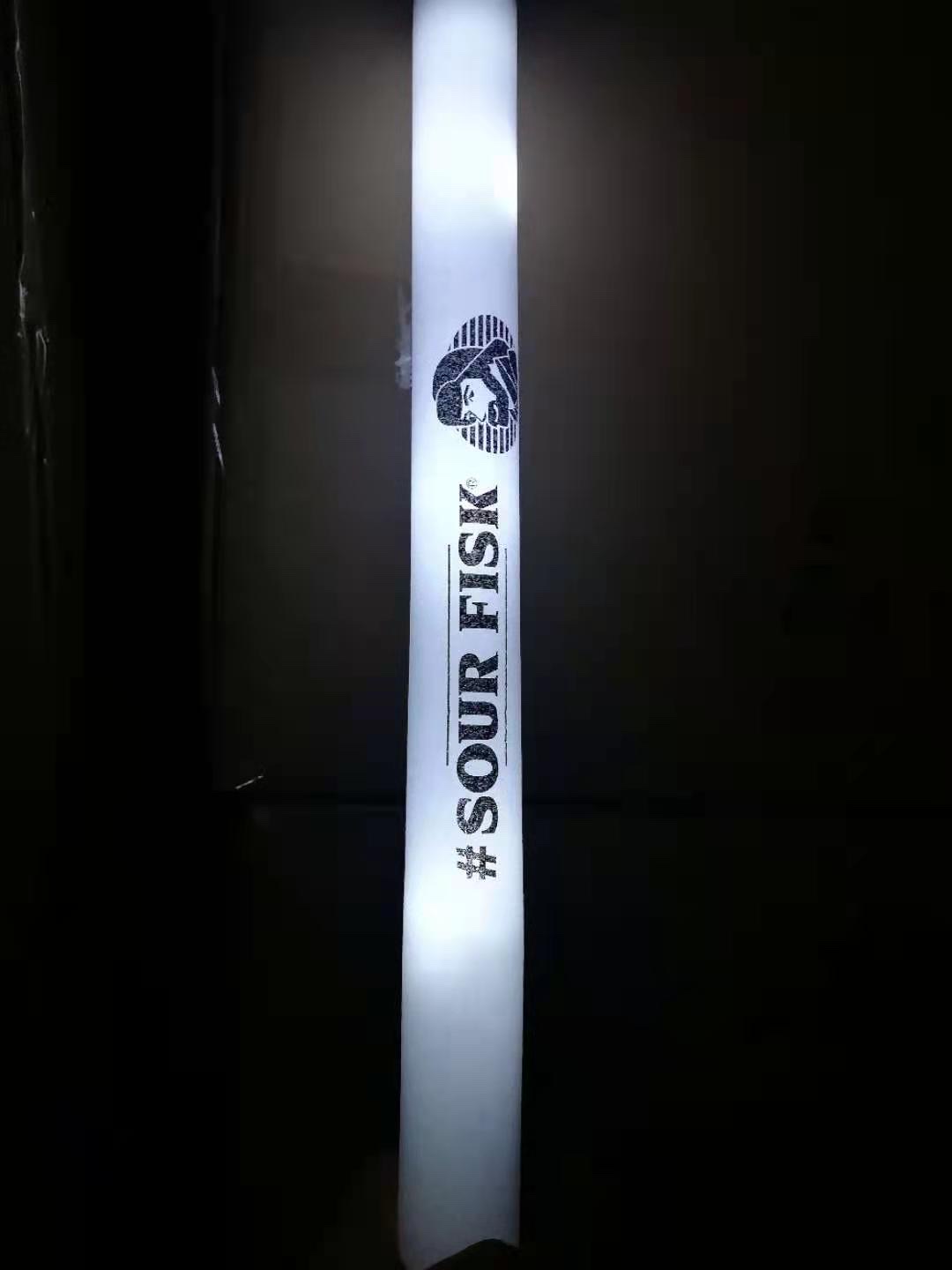 公园夜市地摊货源经典款LED灯七彩泡沫海绵棒闪光棒发光棒荧光棒晚会演唱会酒吧助威道具促销广告礼品赠品logo定制厂家直销详情图4