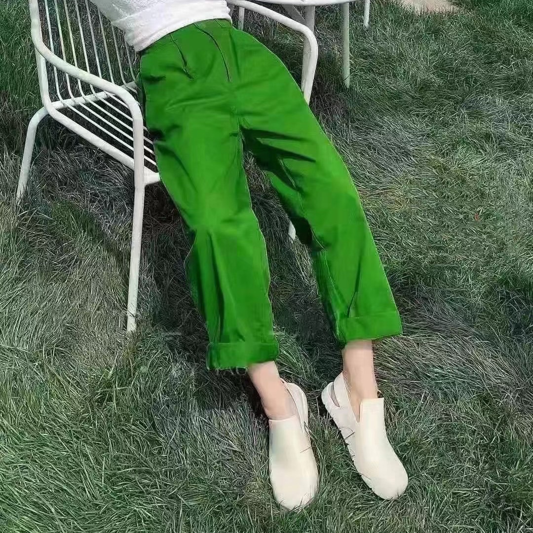 棉布料绿色裤子