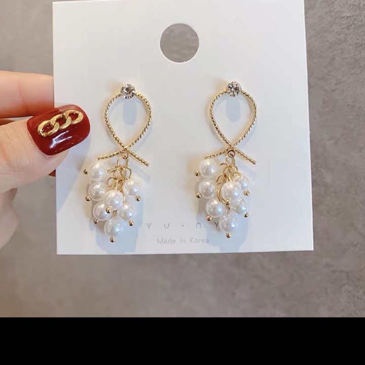 Earrings j