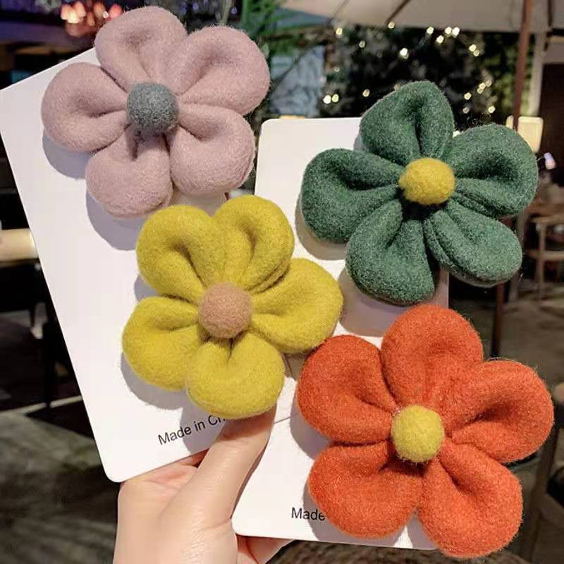 Woolen flower thumbnail