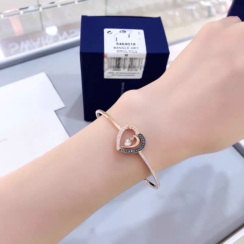 韩版，欧洲，俄罗斯流行经典手镯6白底实物图